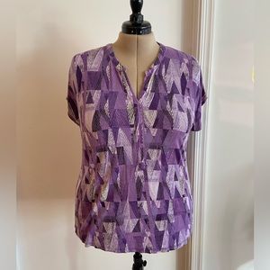 Dana Buchman v neck short sleeved purple shirt